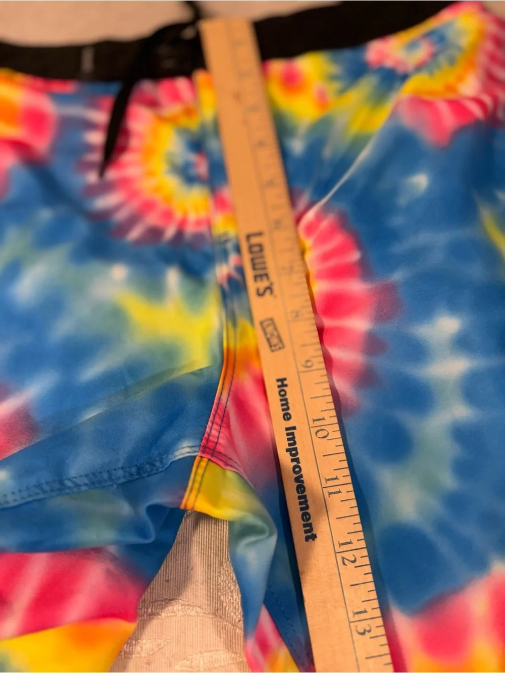 Hurley Boys Tie Dye Boardshorts Size 14 /27 Multicolor Swim Trunks Surf Short